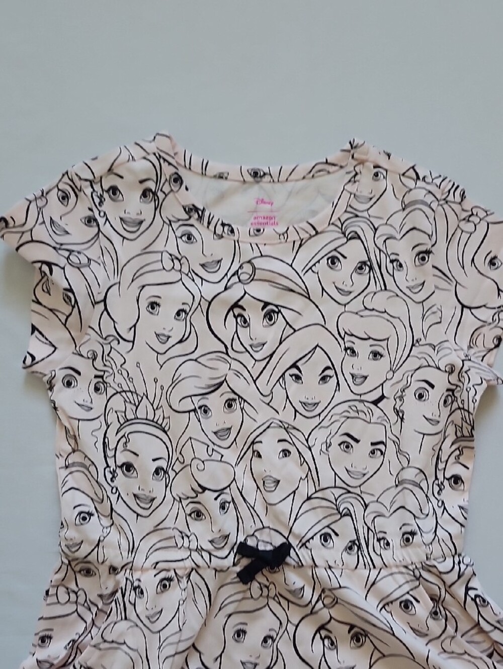 Amazon Essentials Disney Princess Sketch Dress L NWOT - Picture 3 of 11